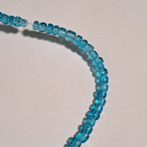 blue funky chunk necklace with metal clasp - Picture 5 of 5